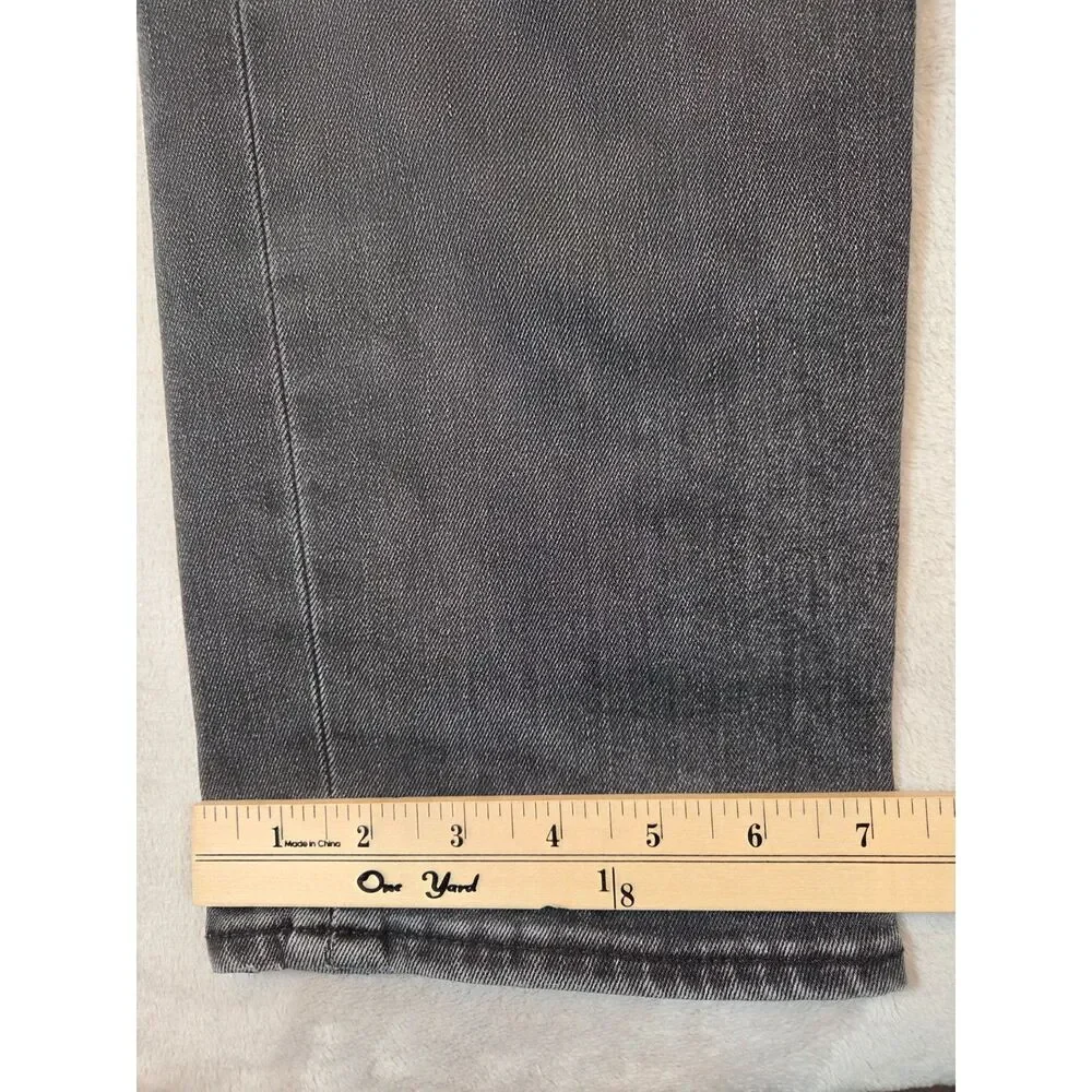 Levi’s Premium 541 Athletic Taper Jeans Men’s 31x30 Black Distressed Stretch